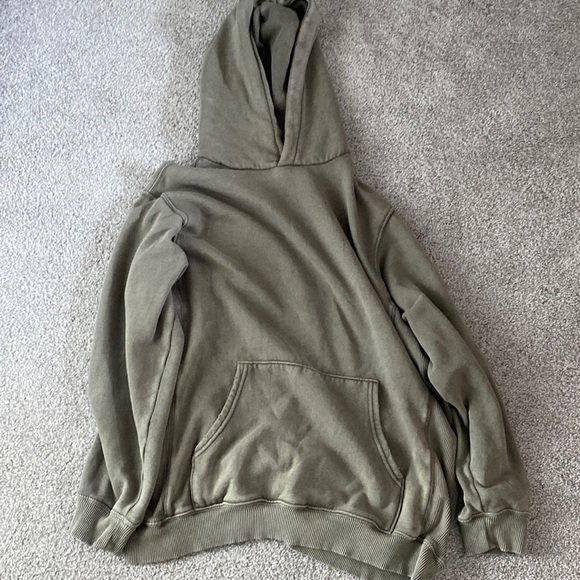 AERIE GREEN OVERSIZED SWEATSHIRT/ oversized / comfy / green / - Picture 2 of 4